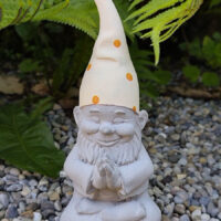 Gartenzwerg Yoga Namasté