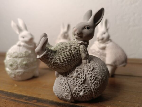 Hase mit Osterei – Bild 8